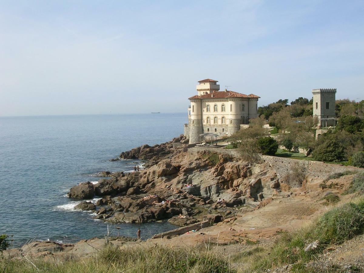 Hotel Houston Livorno - Struttura Esclusivamente Turistica - Not For Business Or Workers エクステリア 写真