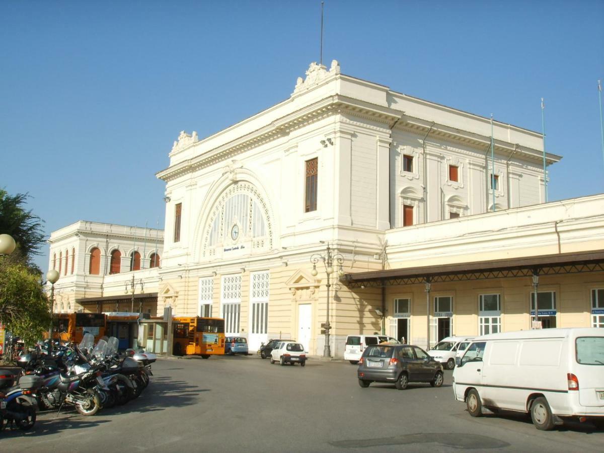 Hotel Houston Livorno - Struttura Esclusivamente Turistica - Not For Business Or Workers エクステリア 写真