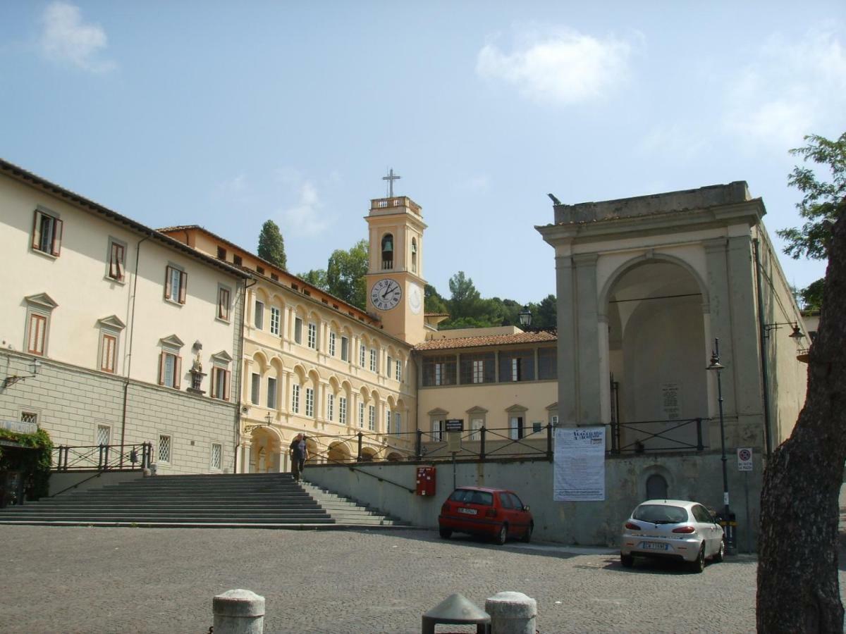 Hotel Houston Livorno - Struttura Esclusivamente Turistica - Not For Business Or Workers エクステリア 写真